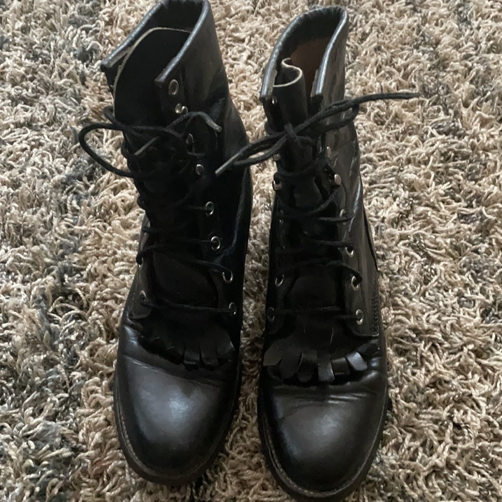 Justin Vintage Laredo Black Boots (Women) - Picture 6 of 13